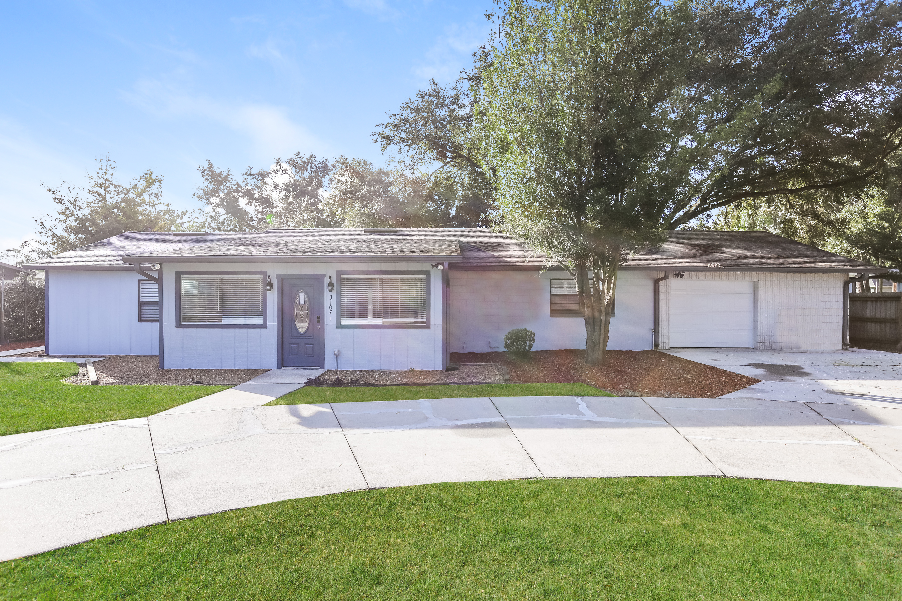 3107 NORTHWIND DR EUSTIS, FL 32726